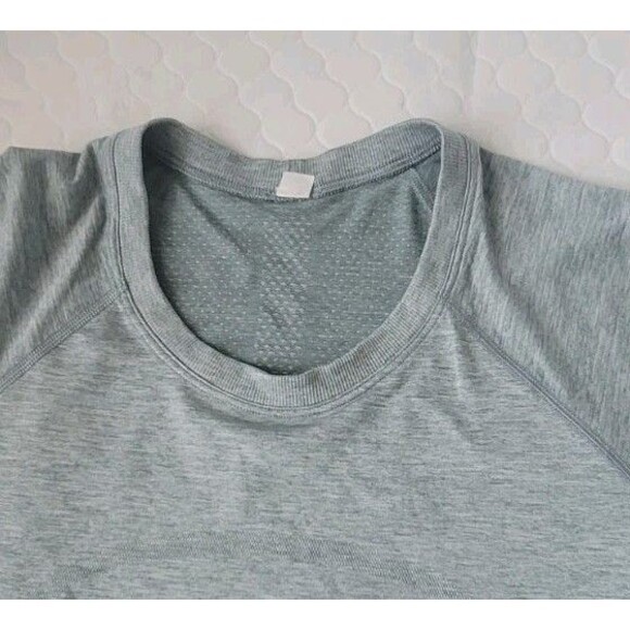 Lululemon x Peloton Light Green Swiftly Tech Short Sleeve Tee Top Size 6 T-Shirt - Picture 7 of 14
